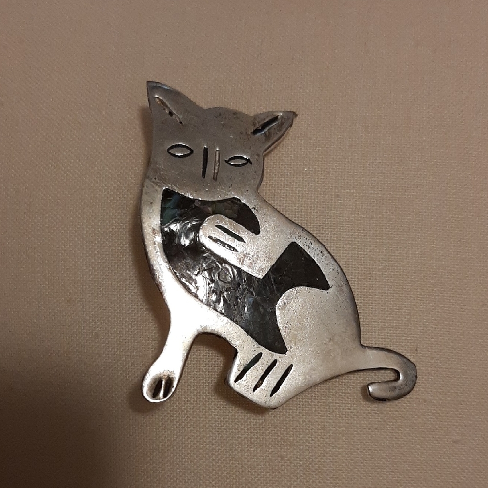 Silver Cat Brooch